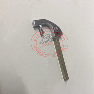 1pcs uncut Emergency Blade for Wuling Victory Smart Key