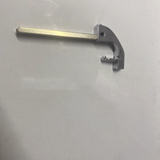 1pcs uncut Emergency Blade for Wuling Victory Smart Key