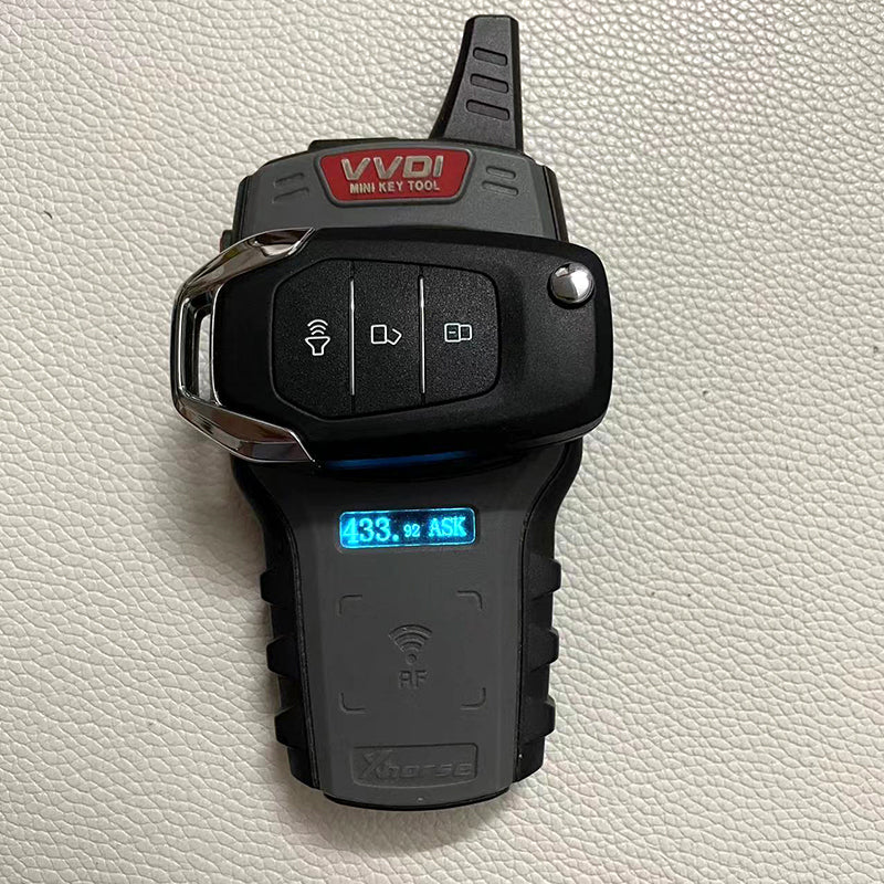 C00128524 Original Flip Remote Key 433MHz ID47 3 Button for Maxus LDV ...